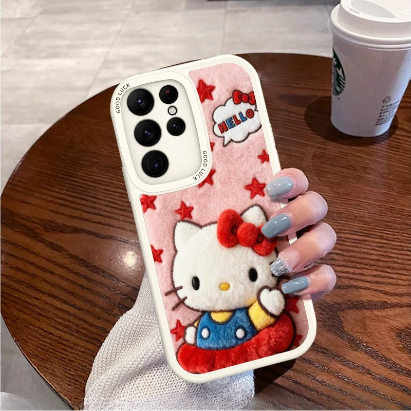 Sevimli Kedi Telefon Kılıfı – Kawaii Peluş Tasarım